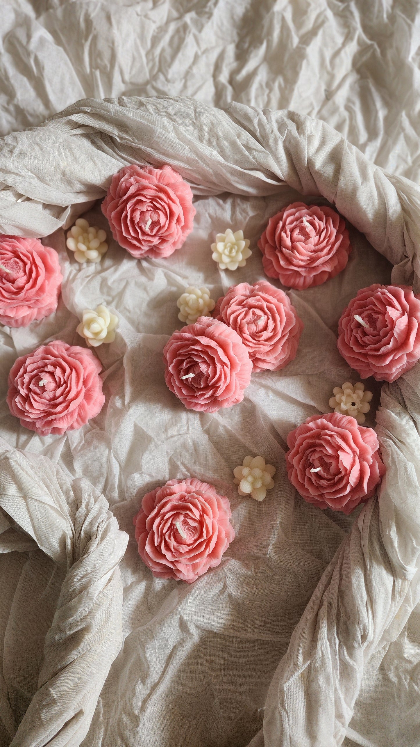 Sorcish Flamingo Pink Scented Flowers Set of 6 (Pink)
