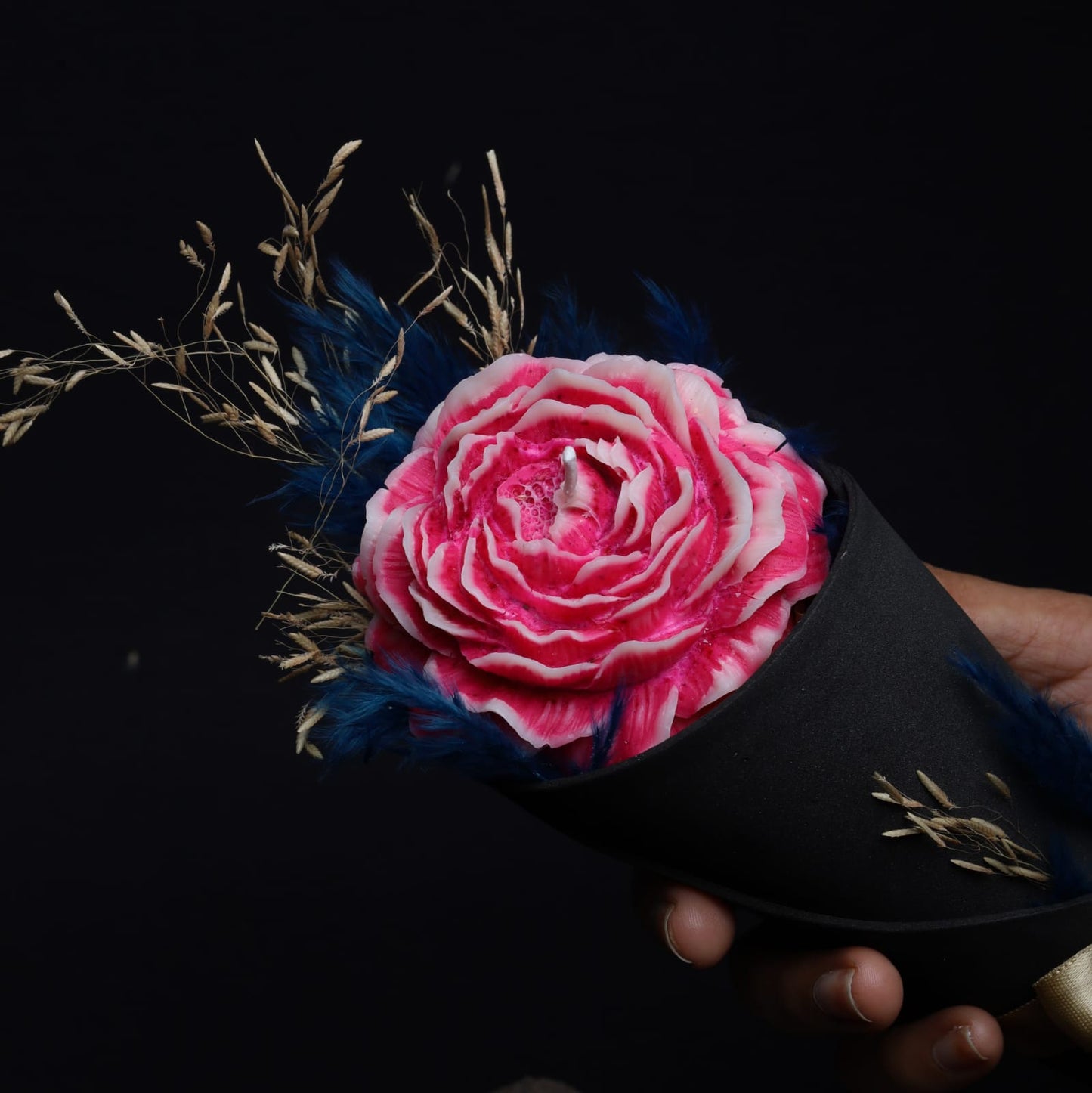 Sorcish Valentine's Day Luxury Pink Bouquet Candle
