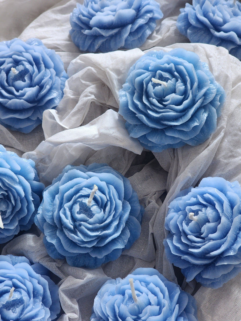 Sorcish Baby Blue Rose Scented Flowers Candle Set of 6 (Blue)