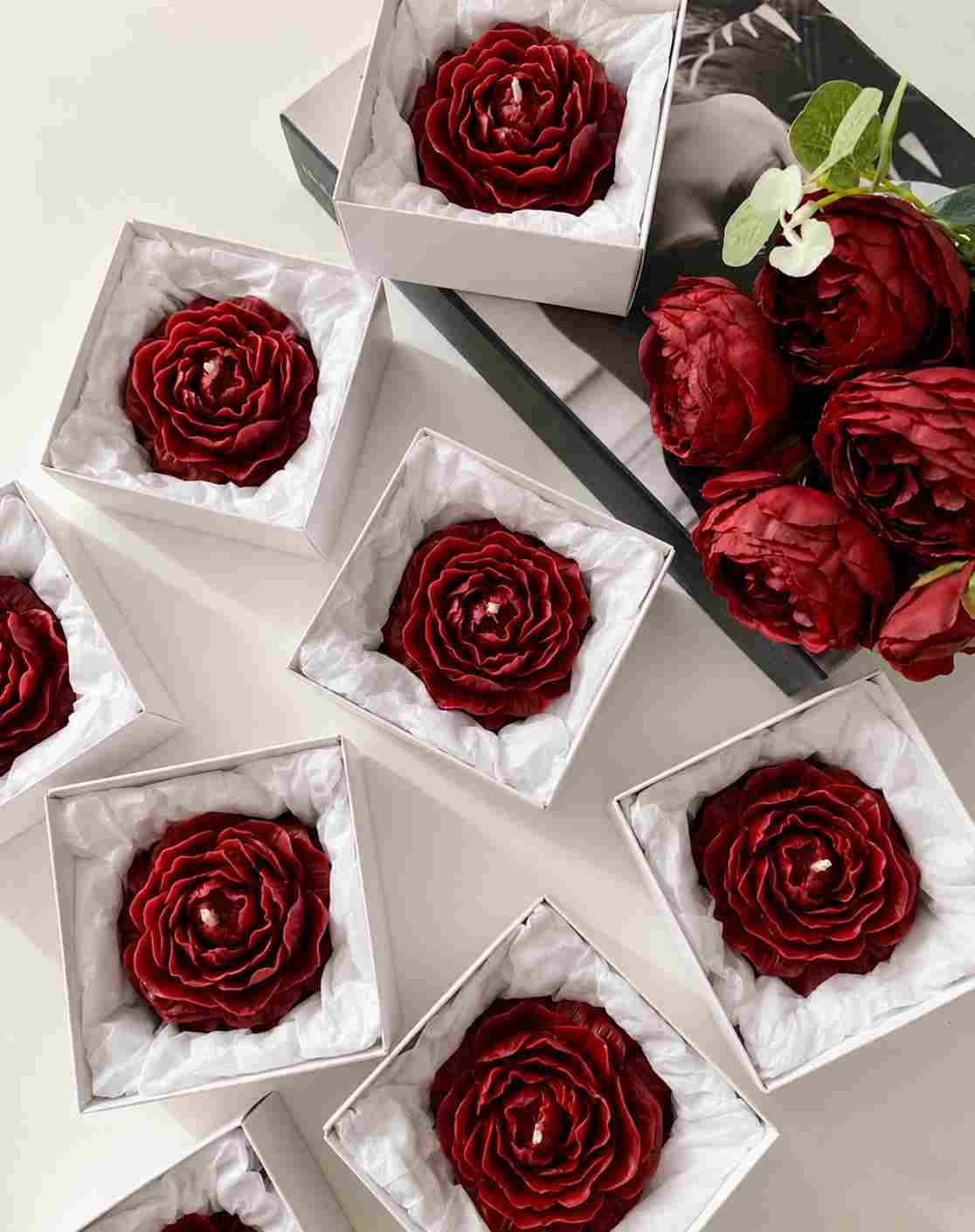 Bougie parfumée Pivoine – Bougie florale parfumée premium pour la décoration intérieure, la relaxation et comme cadeau | 1 pièce