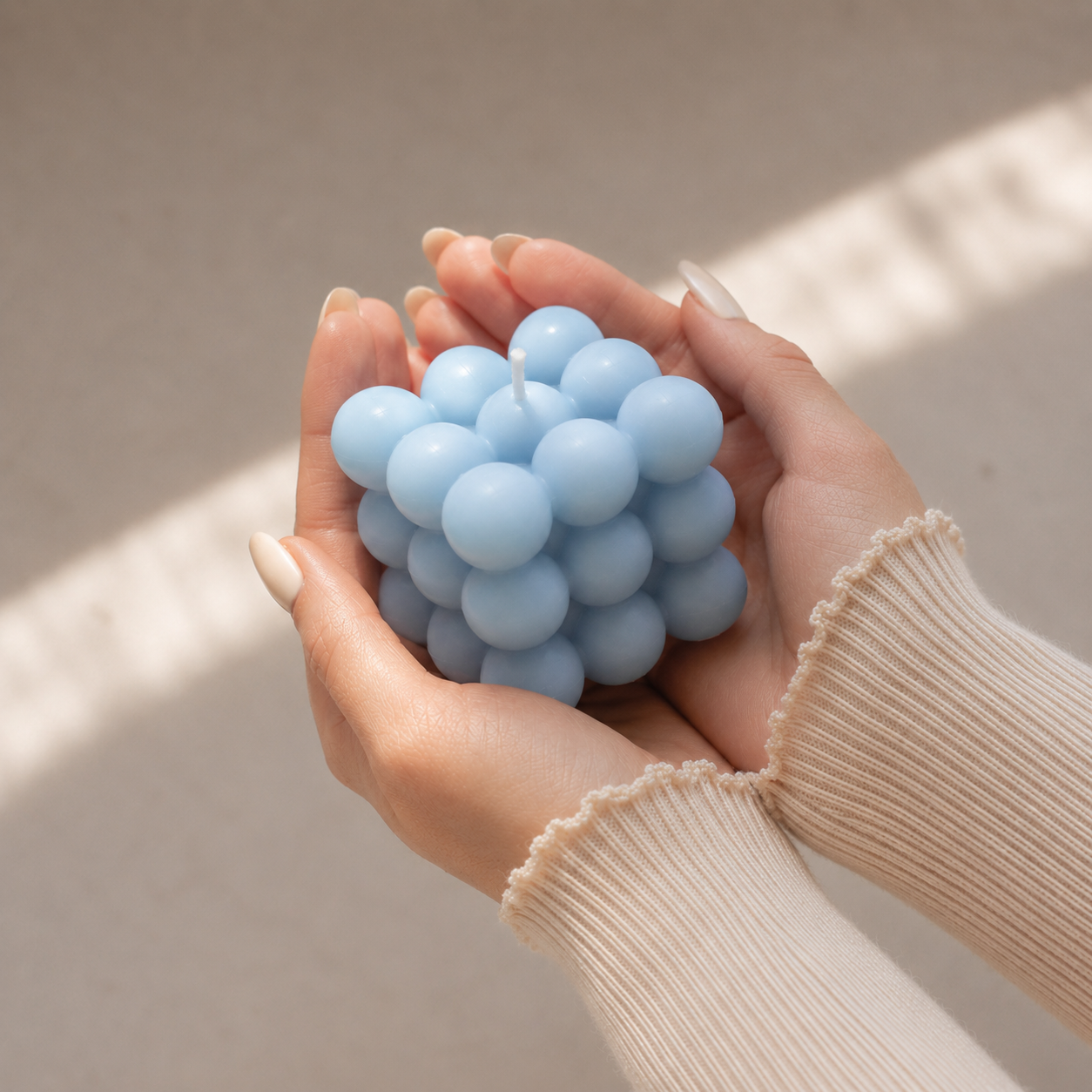 L'Bulle — Luxury Lavender Bubble Candl